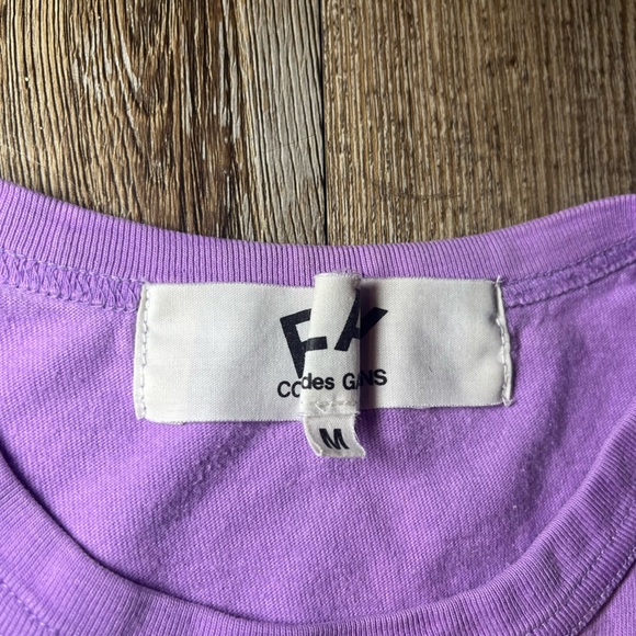 COMME des GARÇONS PLAY Purple Small Heart Patch T-Shirt Medium - Picture 4 of 6